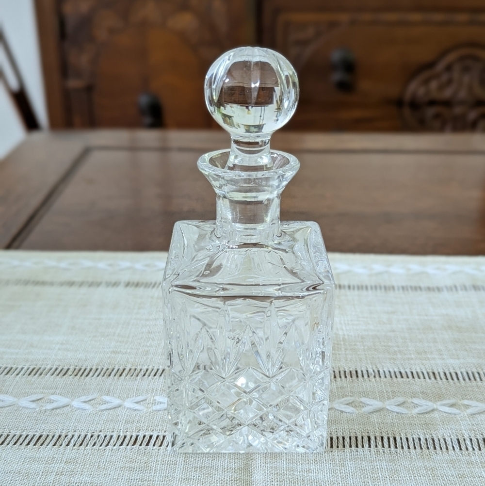 Vintage Cut Crystal Cordial Glass Decanter - Made In Portugal - Picture 2 of 11